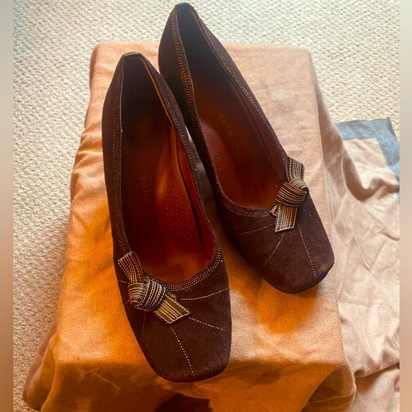 Retro brown suede pumps size 9 - Picture 1 of 5